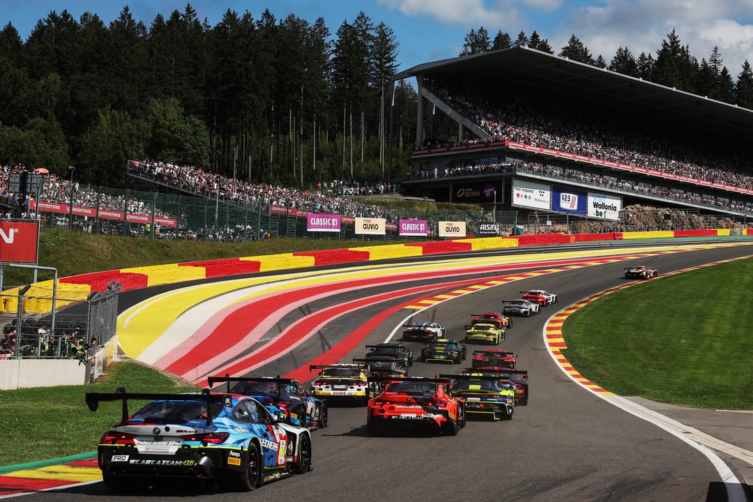 Start of the Crowdstrike 24 Hours of Spa | SRO / JEP