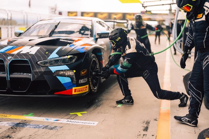#32 BMW M4 GT3, Team WRT: Augusto Farfus, Sheldon van der Linde, Kelvin van der Linde | Gruppe C Photography